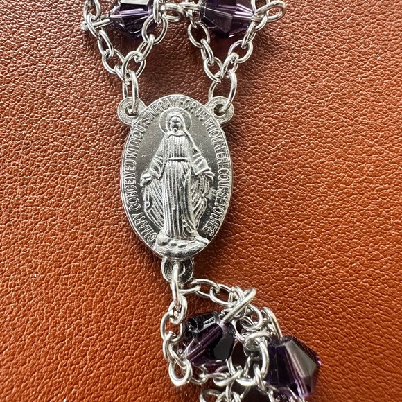 BEAUTIFUL DOUBLE BEADED ROSARY - PURPLE GLASSES BEADS. VINTAGE. - Picture 2 of 4